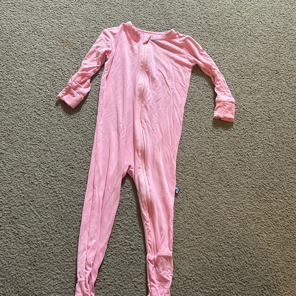 Kickee pants bamboo zippy with footies